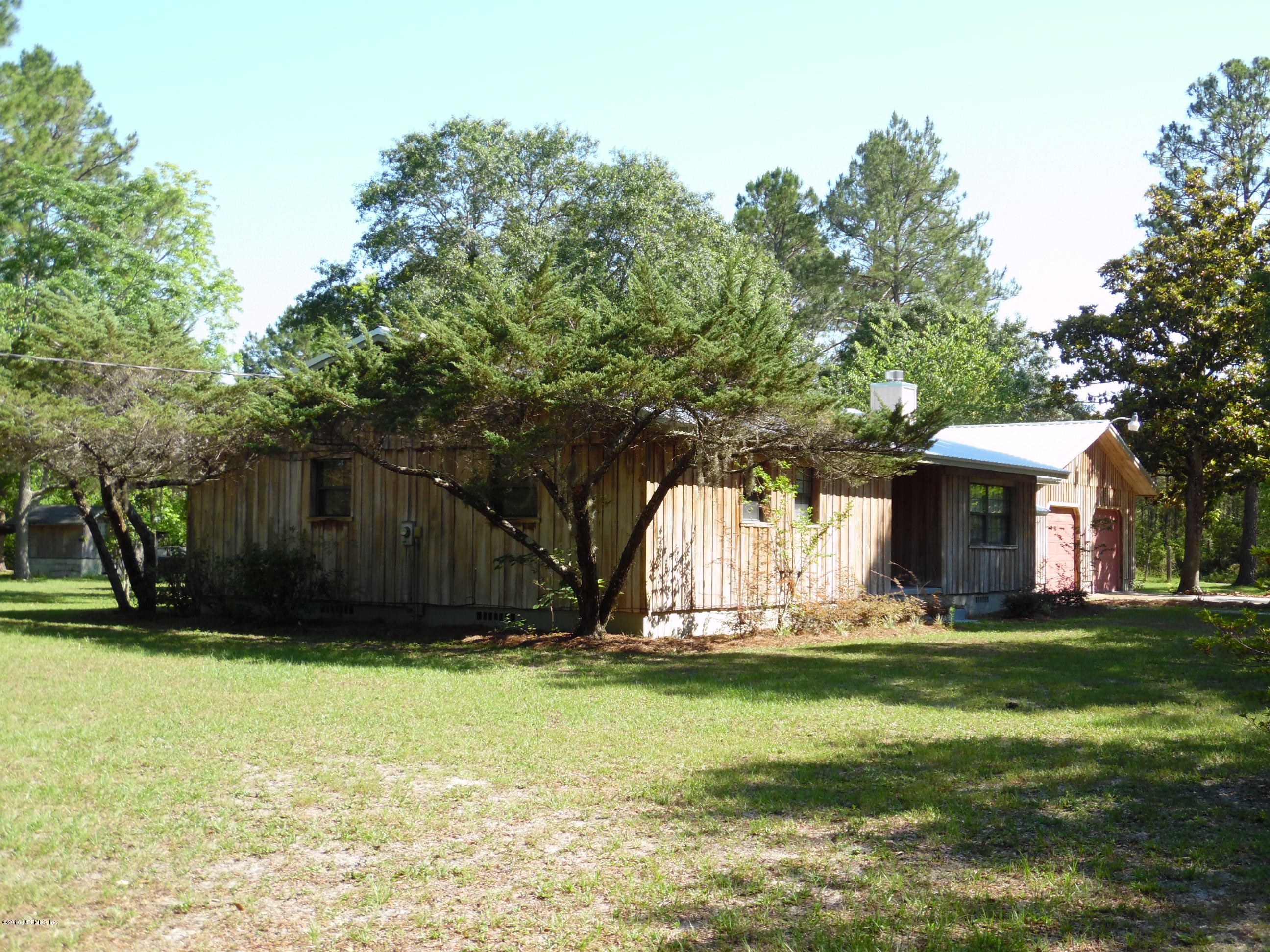 19484 Kenny Conner Road Hilliard, FL 32046 - Photo 19 of 31 SOUTH SIDE OF HOME
