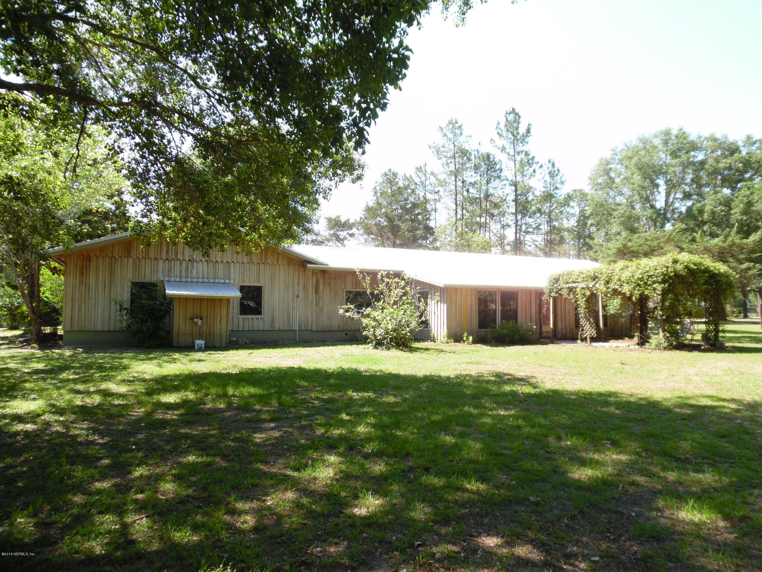 19484 Kenny Conner Road Hilliard, FL 32046 - Photo 21 of 31 BACK OF HOME