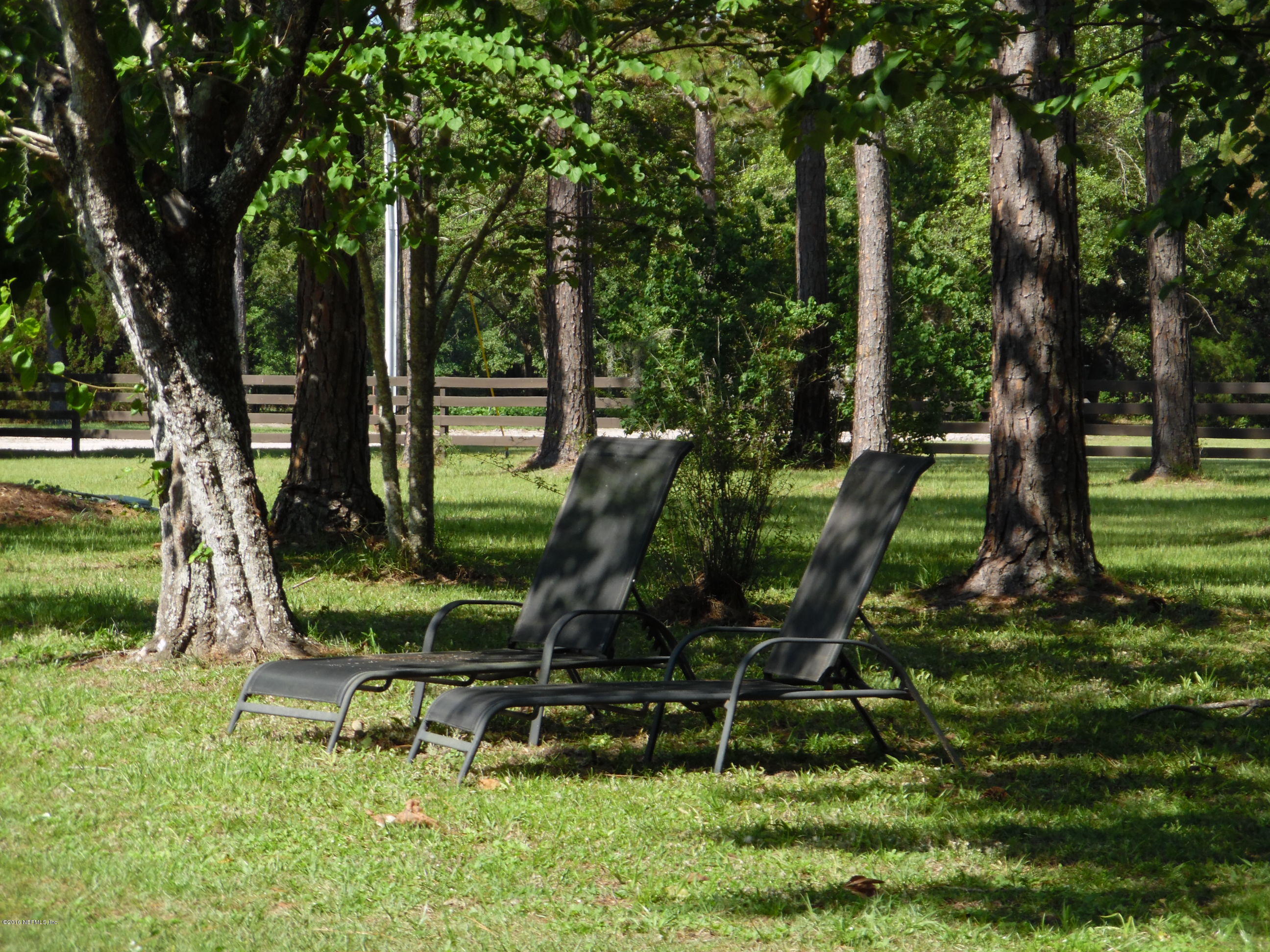 19484 Kenny Conner Road Hilliard, FL 32046 - Photo 26 of 31 RELAX IN THE SHADE