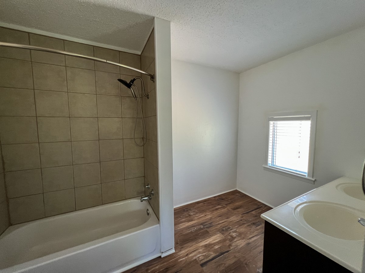 516 Roundabout Road Huntsville, TX 77320 - Photo 16 of 24