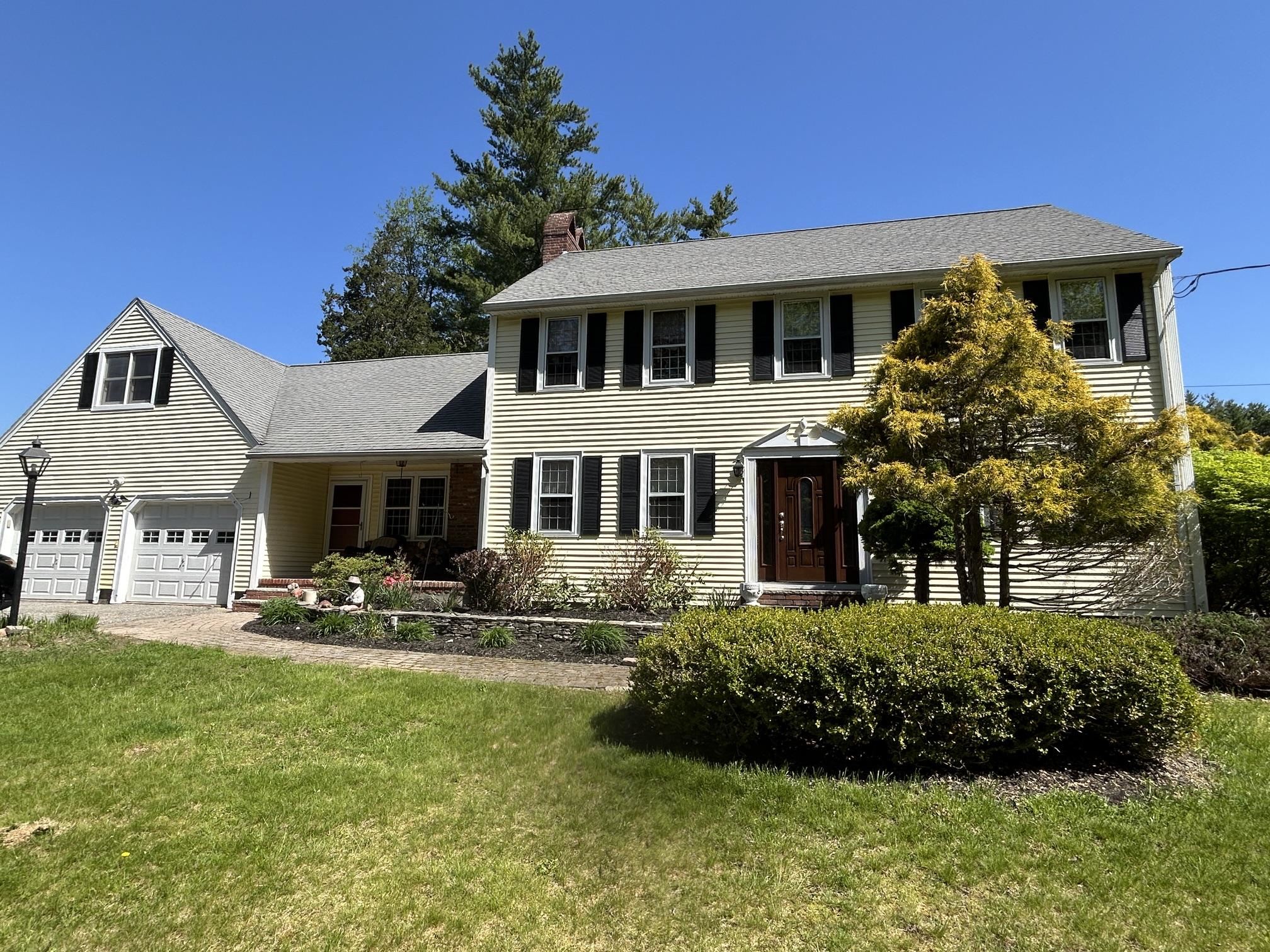 9 Oak Ridge Road Kensington, NH 03833 - Photo 3 of 60