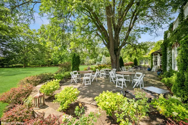 $15,000 | 82 Woodley Road, Winnetka, IL 60093