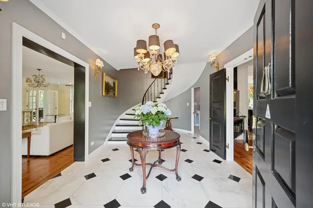 $15,000 | 82 Woodley Road, Winnetka, IL 60093