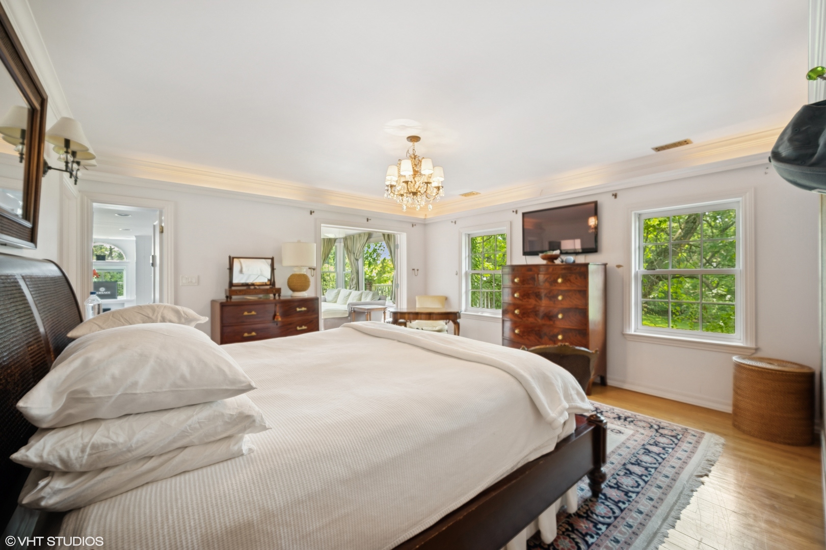 82 Woodley Road Winnetka, IL 60093 - Photo 9 of 15