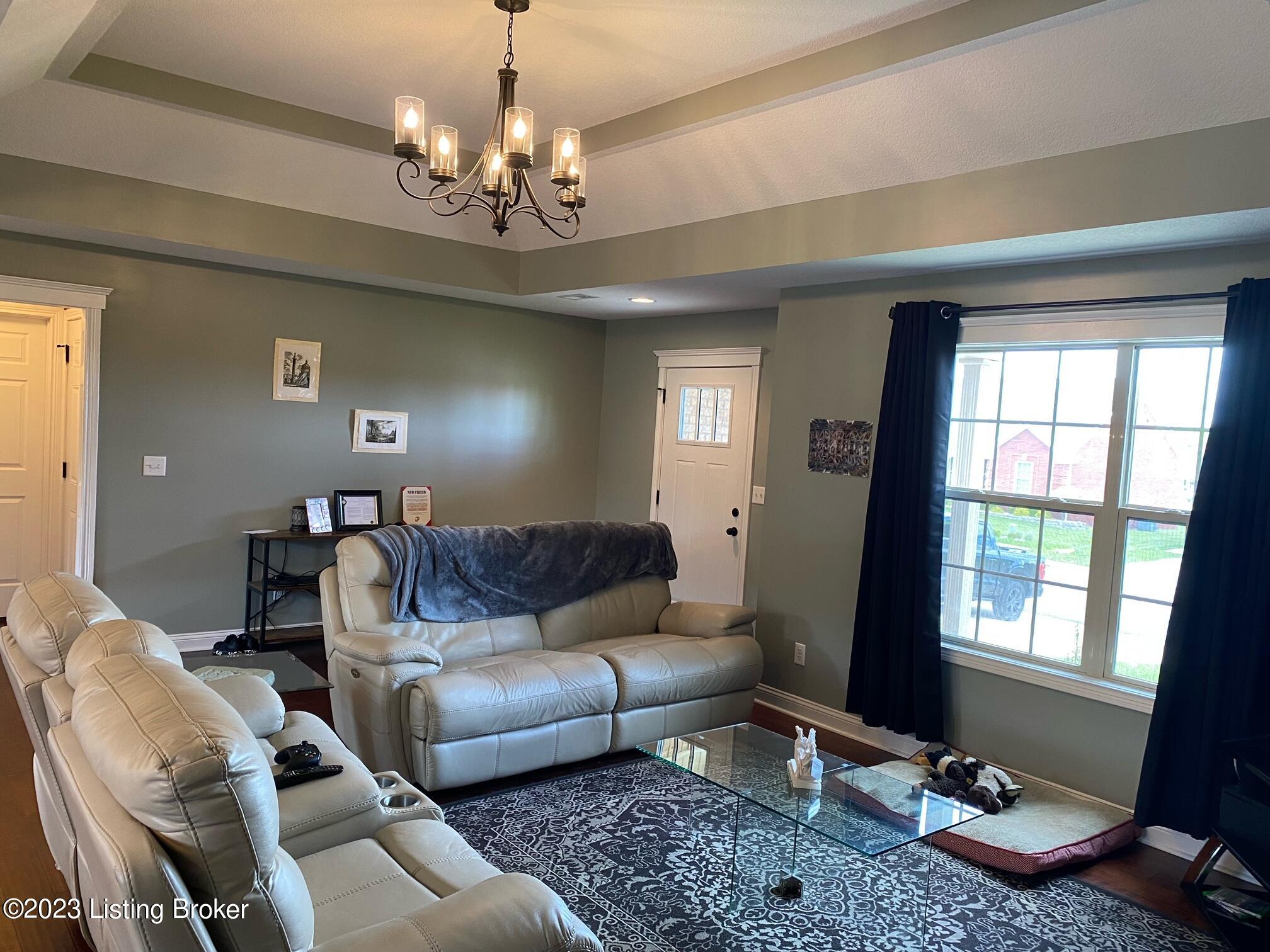 211 Ruth Lane Bardstown, KY 40004 - Photo 3 of 14 IMG_2583