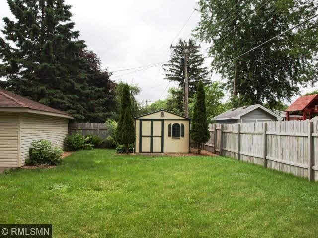 112 Hayes Road Apple Valley, MN 55124 - Photo 3 of 14 Gallery Image 3