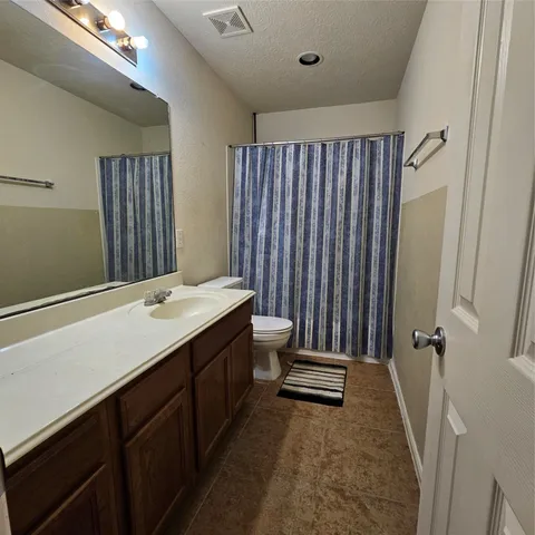 $2,200 | 11727 Madison Oak Street, Houston, TX 77038