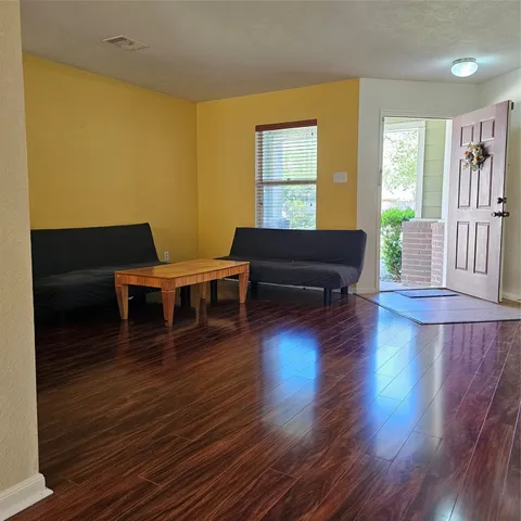 $2,200 | 11727 Madison Oak Street, Houston, TX 77038