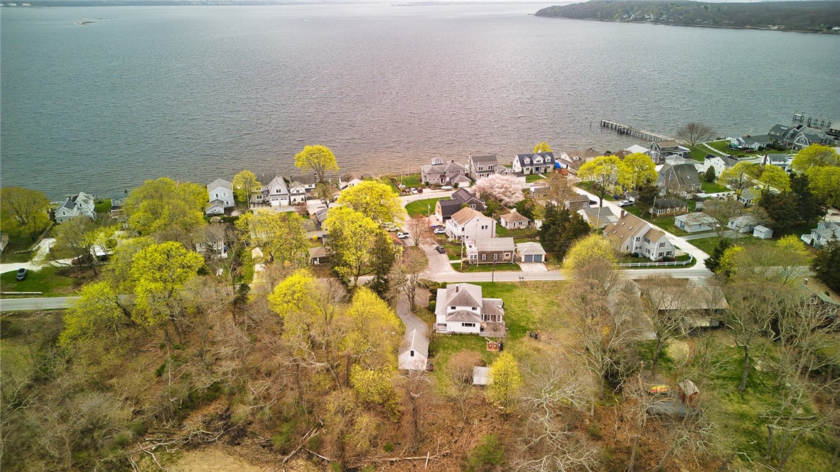 35 Touisset Road Warren, RI 02885 - Photo 15 of 44 Gallery Image 15