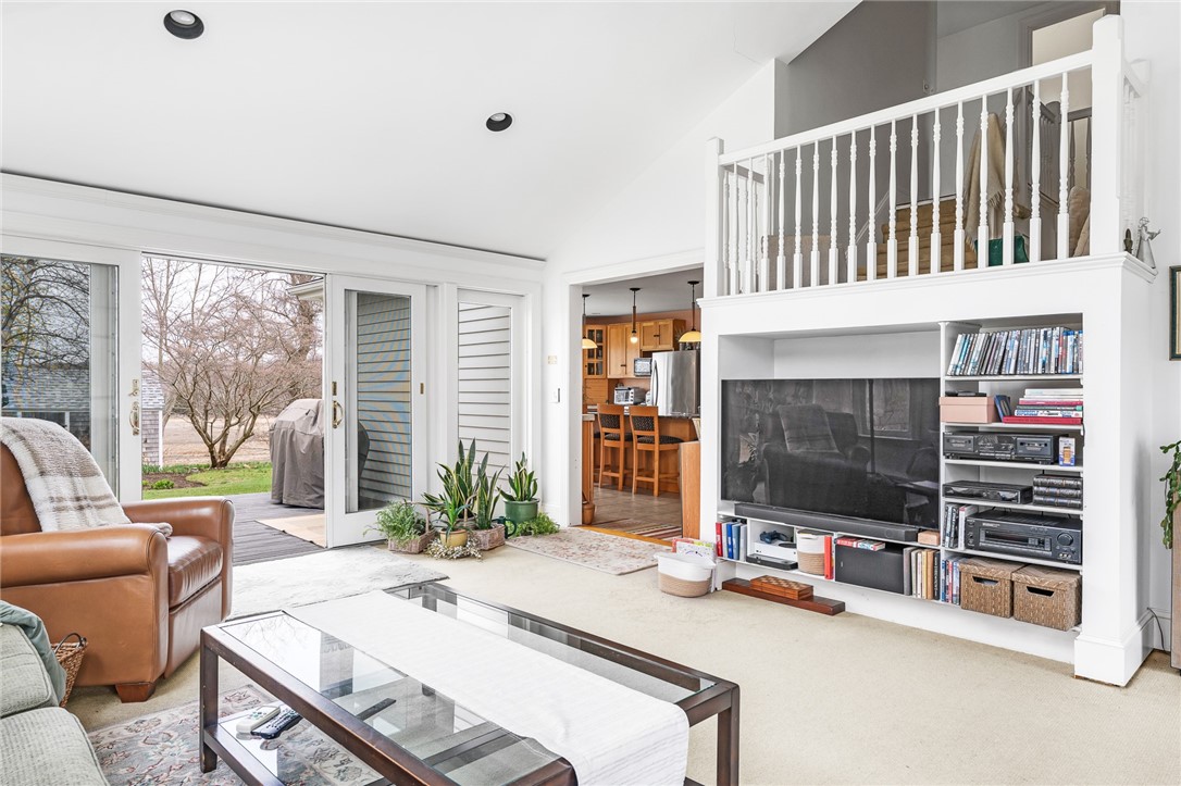 35 Touisset Road Warren, RI 02885 - Photo 24 of 44 Gallery Image 24
