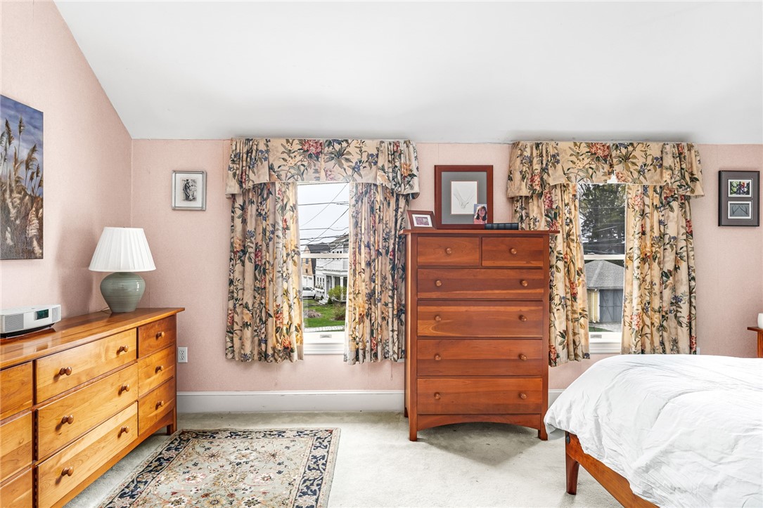 35 Touisset Road Warren, RI 02885 - Photo 34 of 44 Gallery Image 34