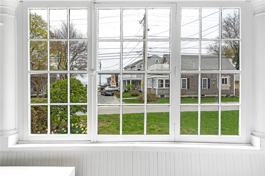 35 Touisset Road Warren, RI 02885 - Photo 40 of 44 Gallery Image 40