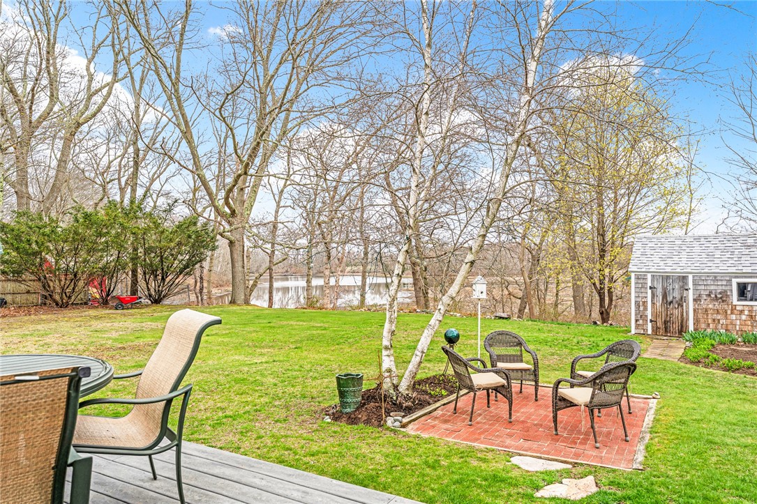 35 Touisset Road Warren, RI 02885 - Photo 4 of 44 Gallery Image 4