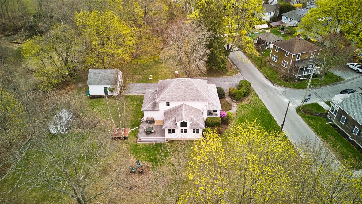 35 Touisset Road Warren, RI 02885 - Photo 7 of 44 Gallery Image 7