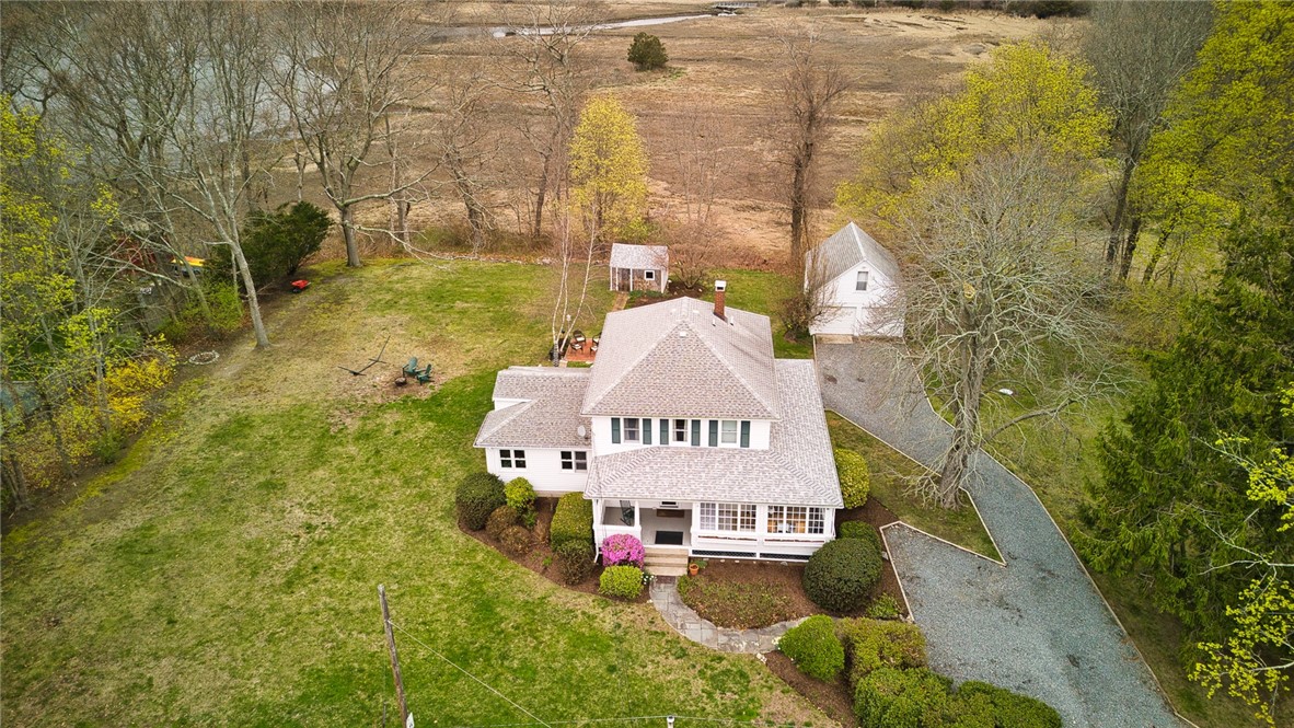 35 Touisset Road Warren, RI 02885 - Photo 8 of 44 Gallery Image 8