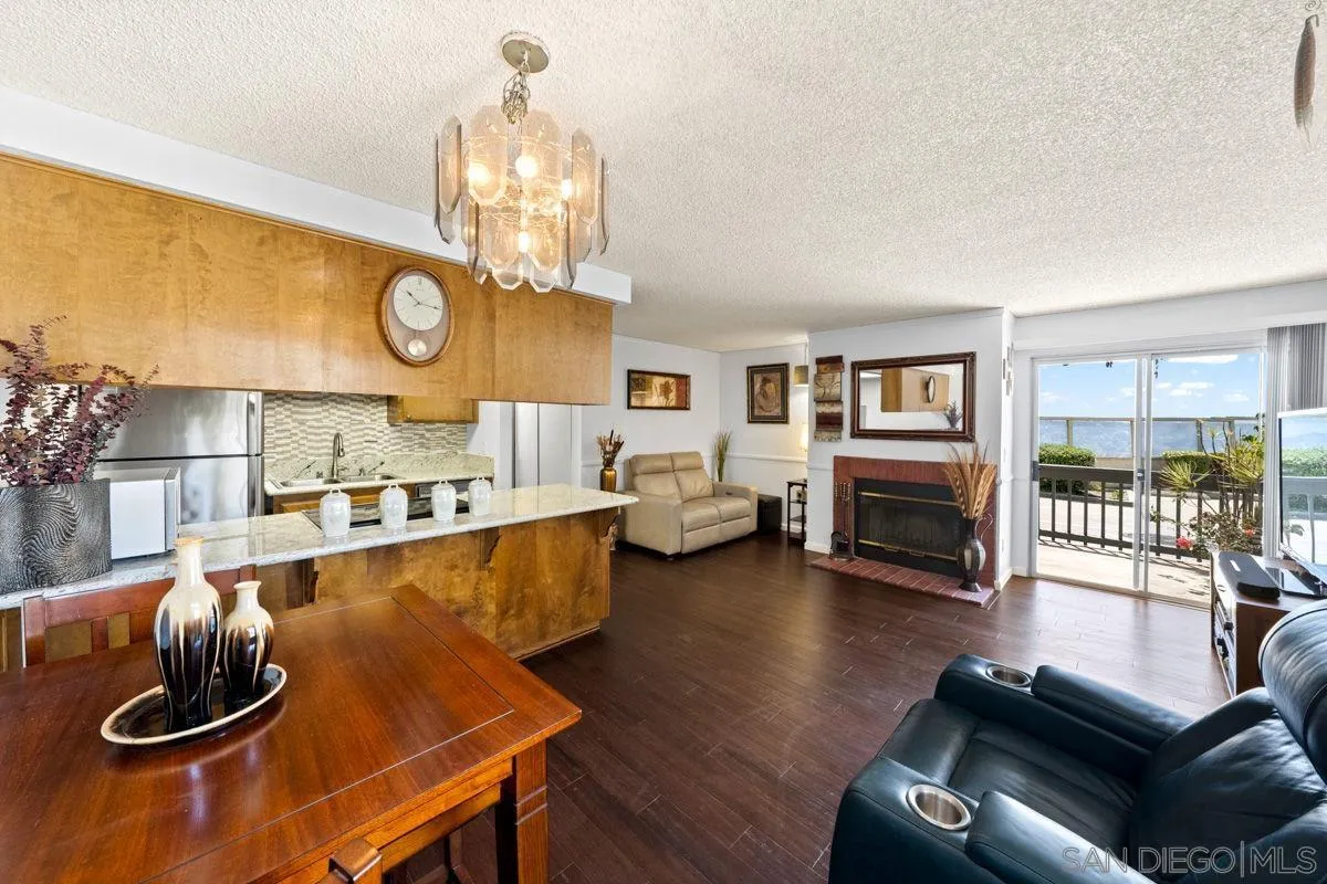 8475 Avenida Angulia, Unit 19 Spring Valley, CA 91977 - Photo 3 of 23 Gallery Image 3