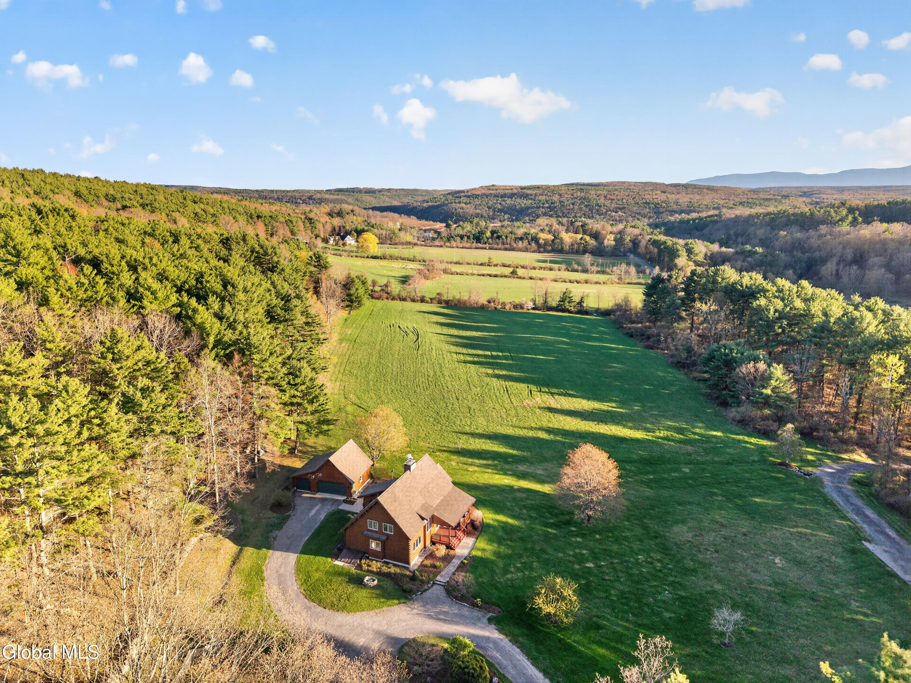 220 Stanton Road Coeymans, NY 12046 - Photo 2 of 85 055-220-Stanton-Road-Coeymans-Hollow-NY-