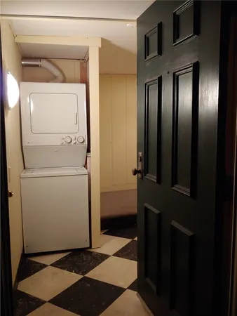 $4,500 | 107 John Street, Newport, RI 02840