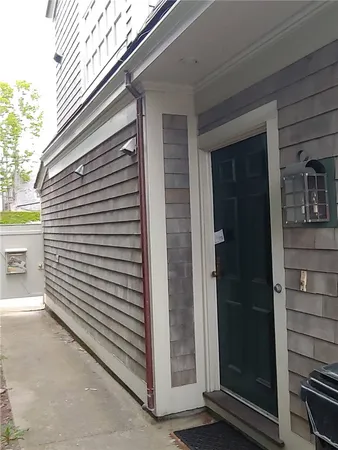 $4,500 | 107 John Street, Newport, RI 02840