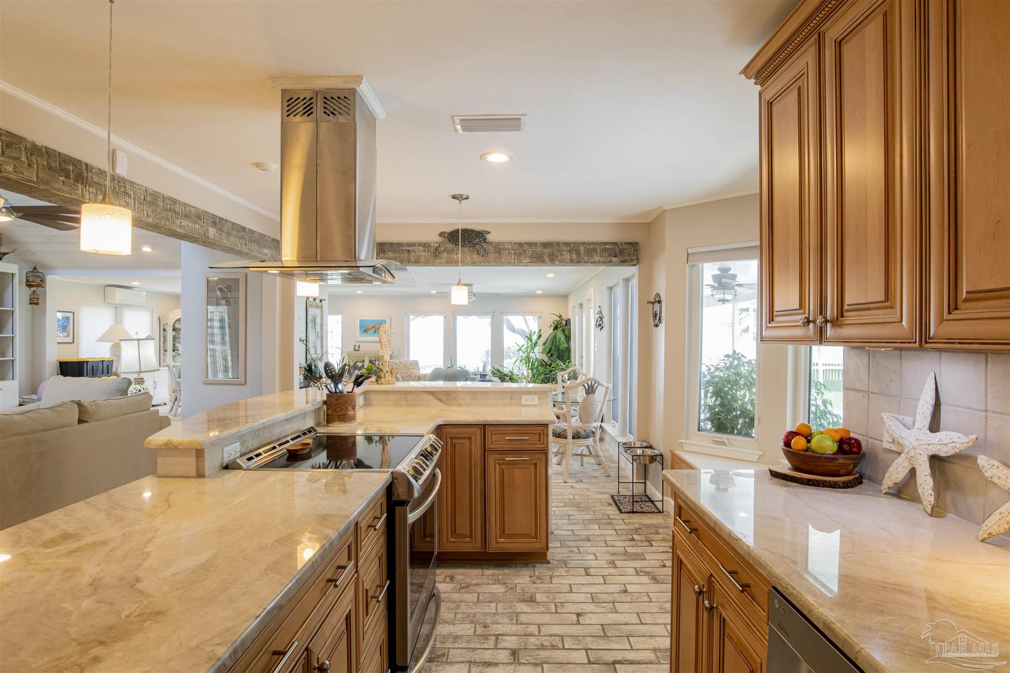 5480 North Shore Road Pensacola, FL 32507 - Photo 30 of 49 Gallery Image 30