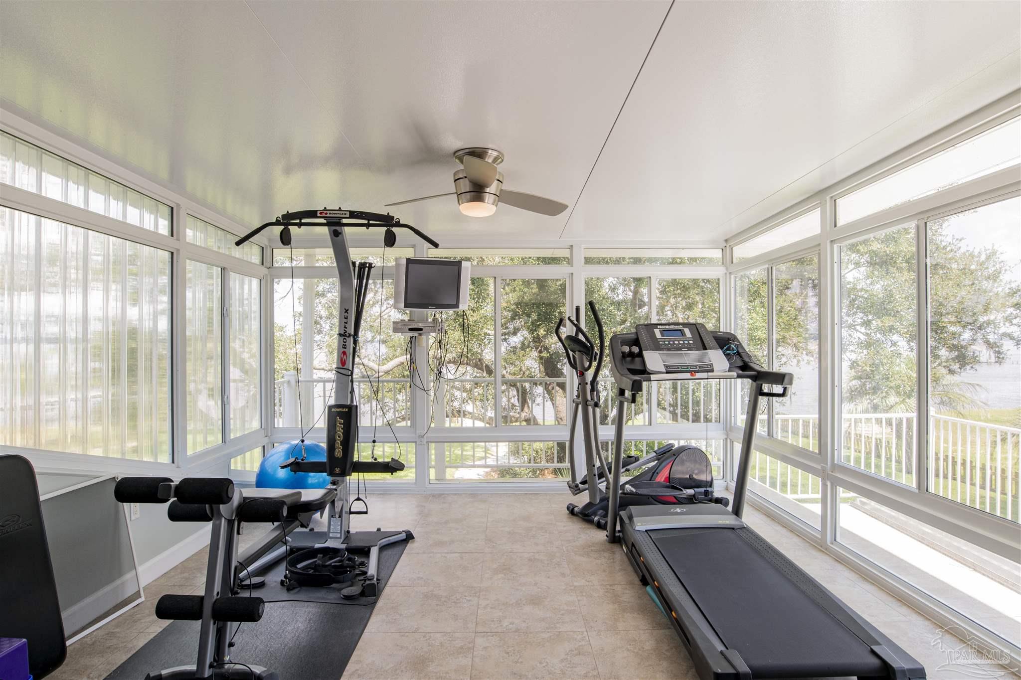 5480 North Shore Road Pensacola, FL 32507 - Photo 39 of 49 Gallery Image 39