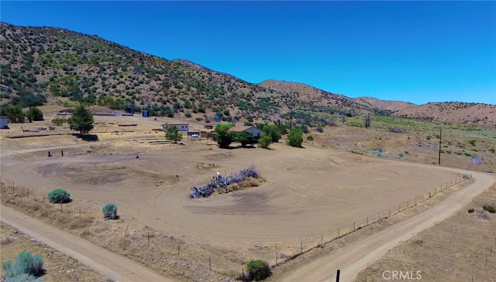 29935 Maypath Road Juniper Hills, CA 93543 - Photo 8 of 65