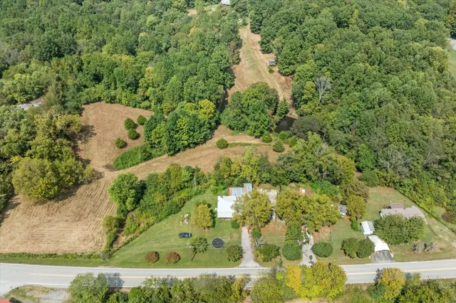 $219,900 | 225 Dale Richardson Lane, Gainesboro, TN 38562