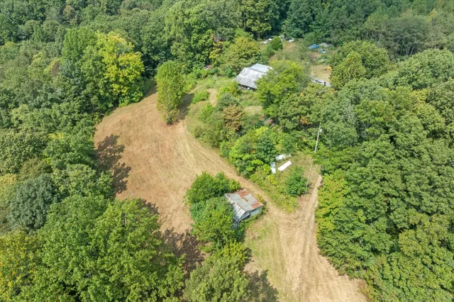 $219,900 | 225 Dale Richardson Lane, Gainesboro, TN 38562