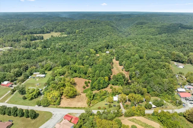 $219,900 | 225 Dale Richardson Lane, Gainesboro, TN 38562