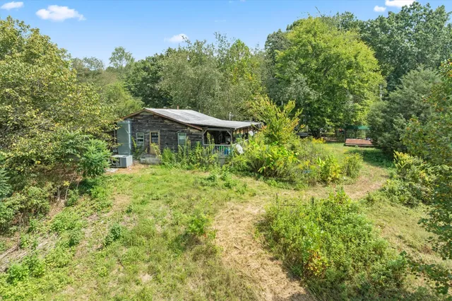 $219,900 | 225 Dale Richardson Lane, Gainesboro, TN 38562