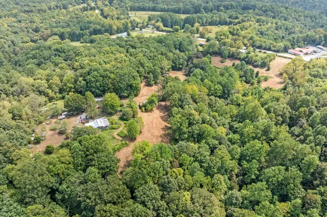 $219,900 | 225 Dale Richardson Lane, Gainesboro, TN 38562