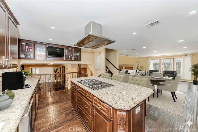 $1,560,000 | 5901 East Firenze Crescent, Anaheim Hills, CA 92807