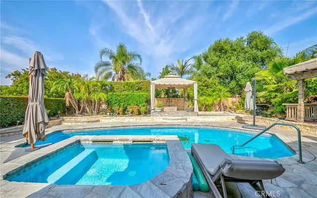 $1,560,000 | 5901 East Firenze Crescent, Anaheim Hills, CA 92807