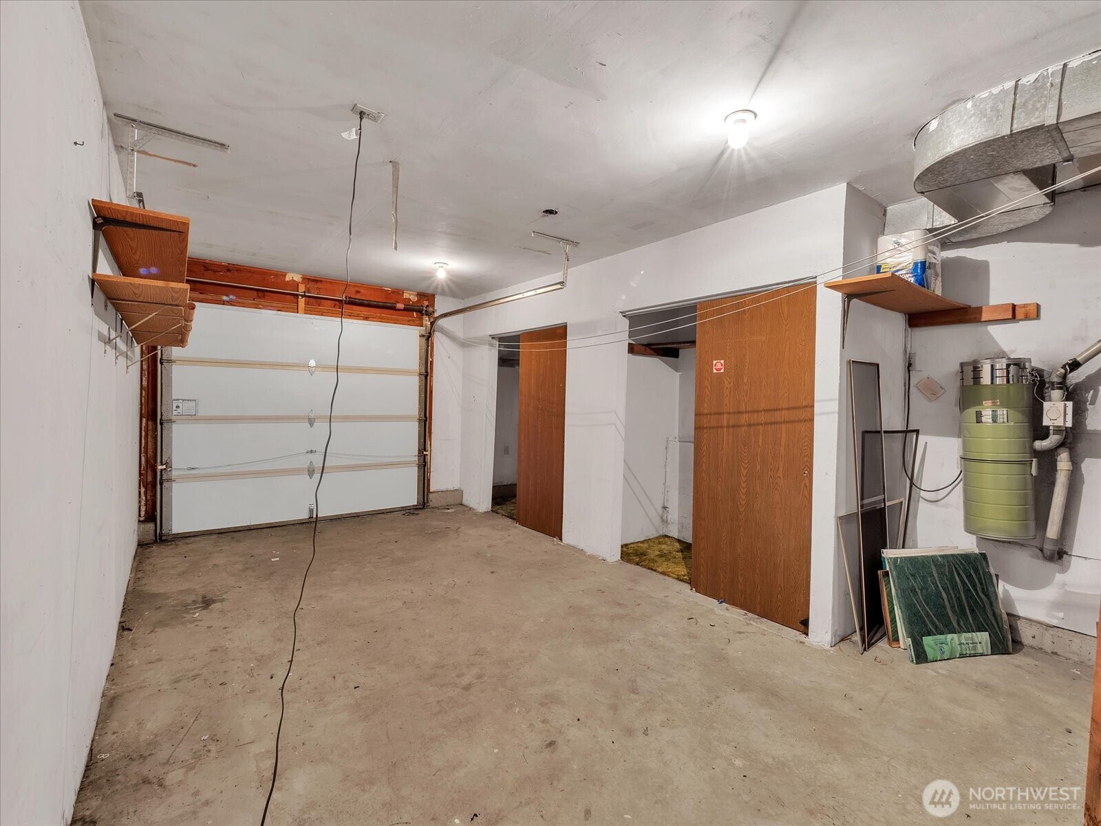 2523 23rd Avenue South Seattle, WA 98144 - Photo 22 of 29 a view of a garage