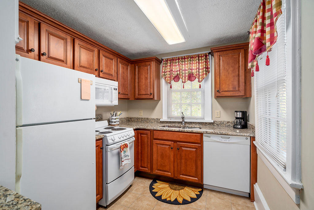 105 Florence Street Southwest Aiken, SC 29801 - Photo 15 of 57