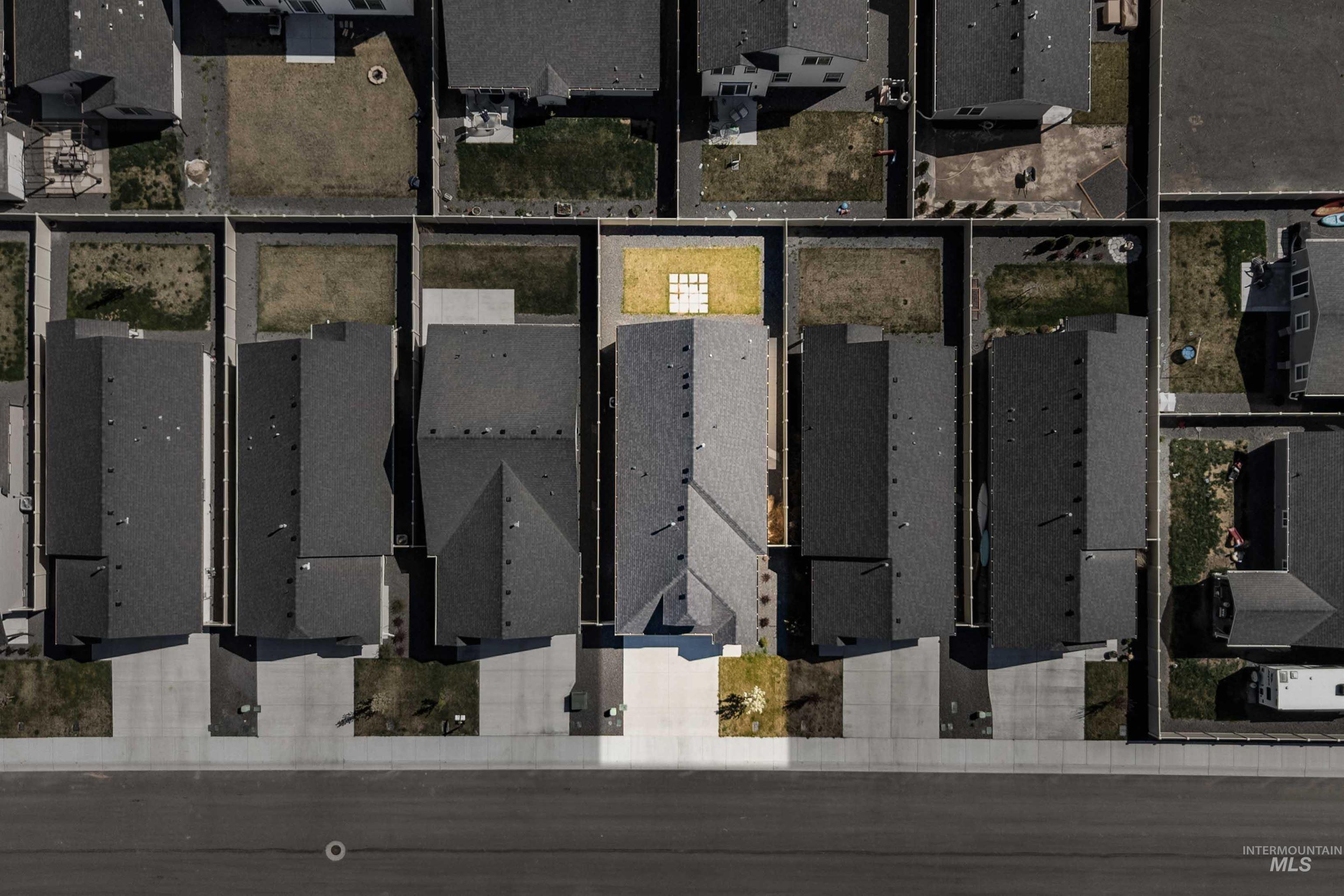 1603 Kenyon Mdw Street Twin Falls, ID 83301 - Photo 29 of 34 Aerial perspective of suburban area