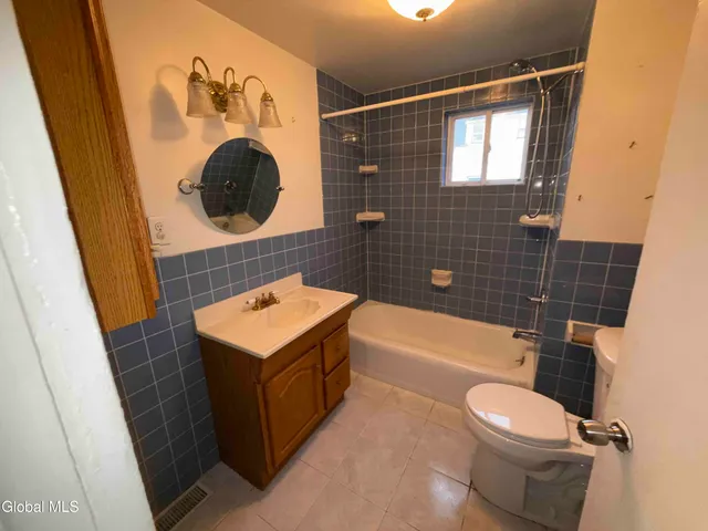 $129,900 | 95 11th Street, Troy, NY 12180