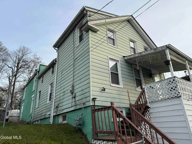 $129,900 | 95 11th Street, Troy, NY 12180