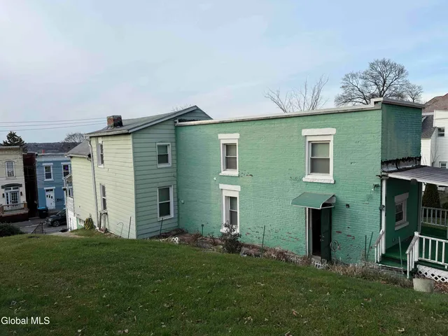$129,900 | 95 11th Street, Troy, NY 12180