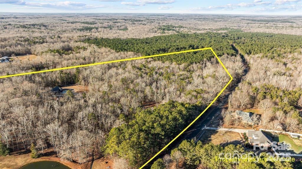 6521 Steele Road Waxhaw, NC 28173 - Photo 3 of 7 a view of a city from a balcony