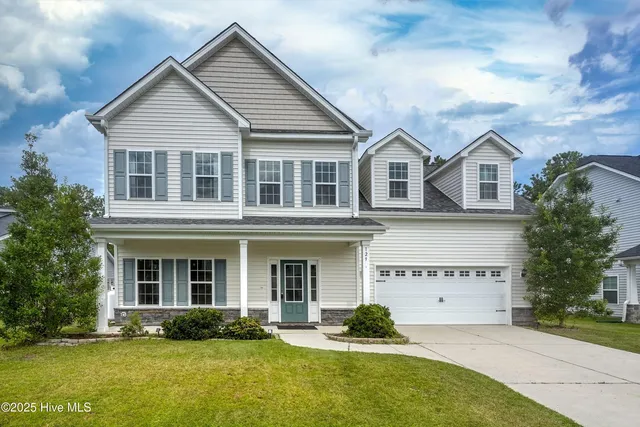 $435,000 | 129 Poplar Branch Way, Hampstead, NC 28443