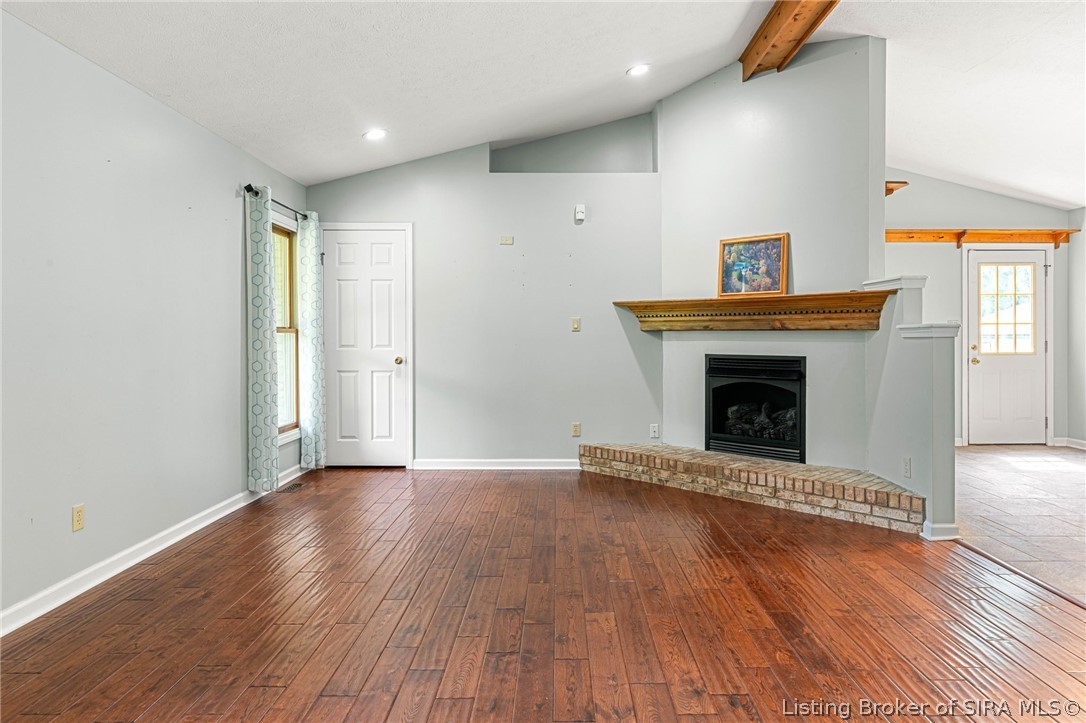 10127 New Cut Road Greenville, IN 47124 - Photo 10 of 67 Gallery Image 10