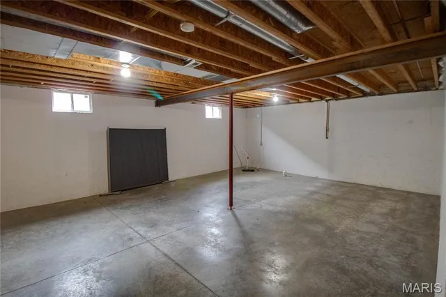 $304,760 | 4627 Wisteria Drive, Alton, IL 62002