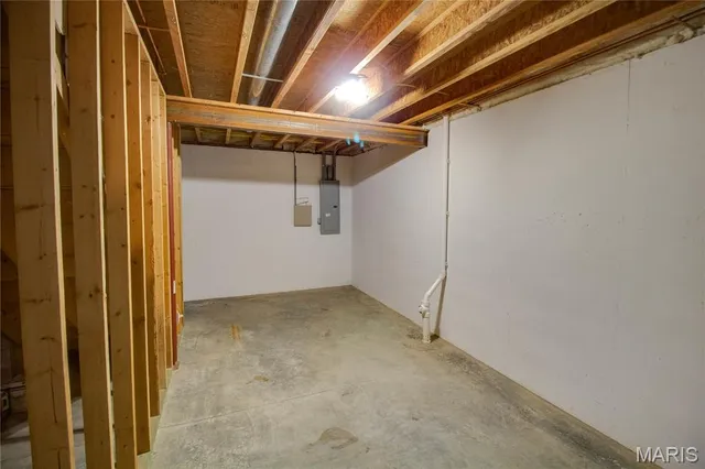 $304,760 | 4627 Wisteria Drive, Alton, IL 62002