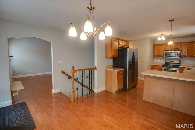 $304,760 | 4627 Wisteria Drive, Alton, IL 62002