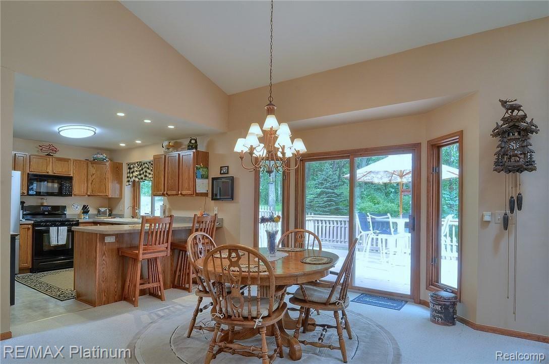 Dining_Room.jpg