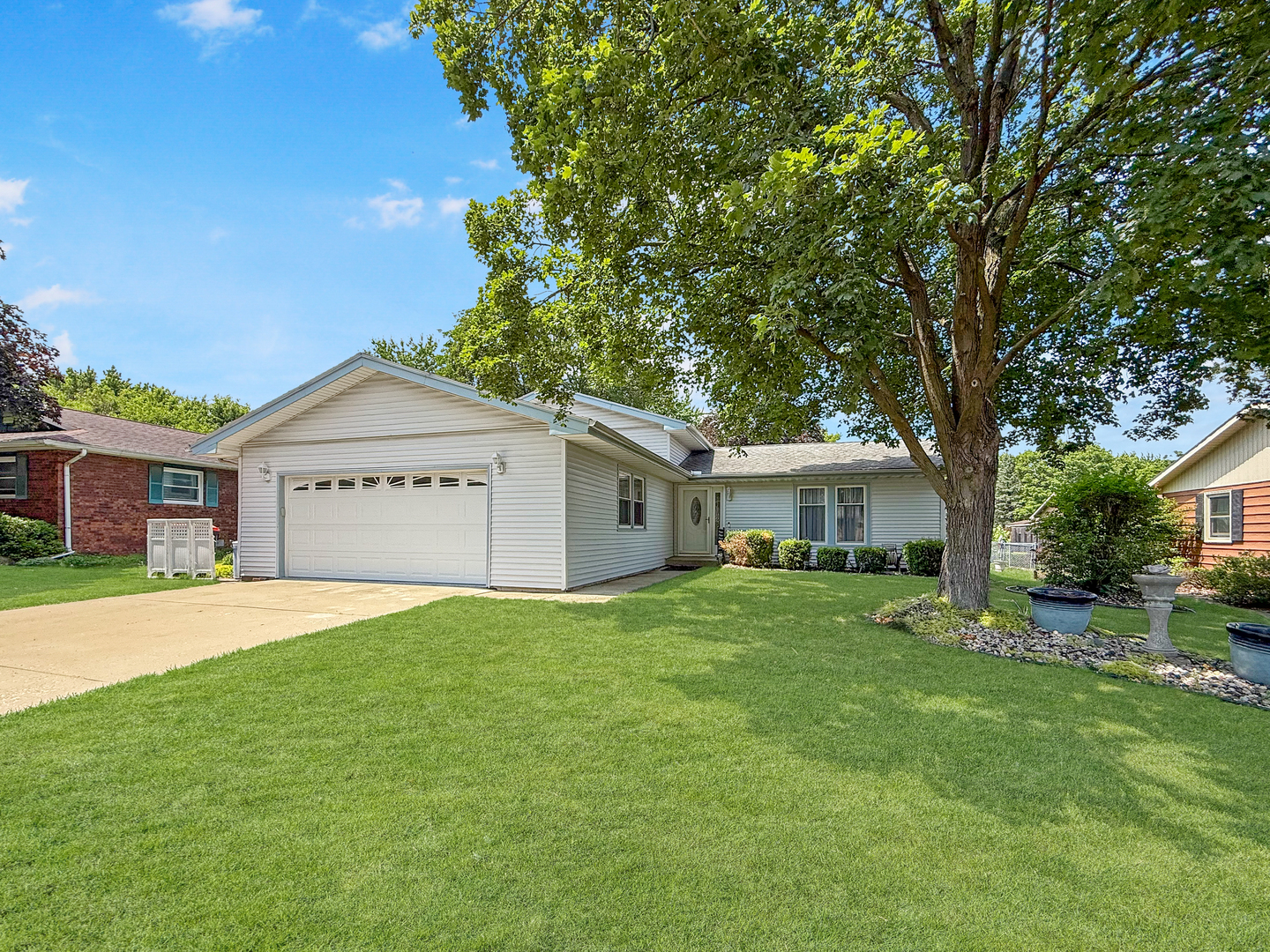 1025 Ruth Crane Drive Rantoul, IL 61866 - Photo 1 of 27