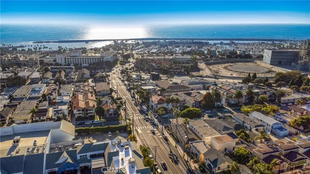$4,350,000 | 502 North Elena Avenue, Unit 17, Redondo Beach, CA 90277