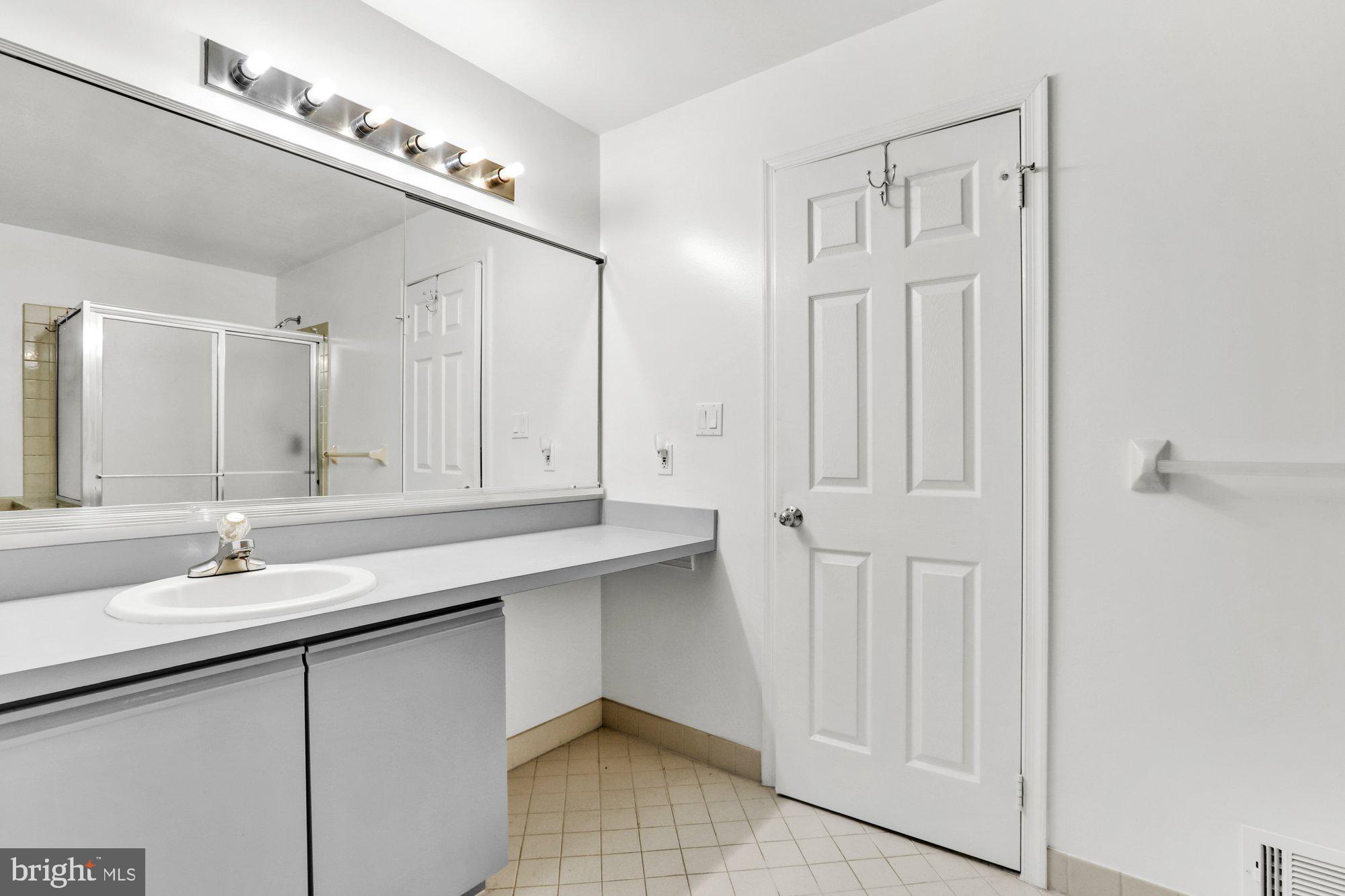 1625 Covington Road Yardley, PA 19067 - Photo 20 of 36 Master Bath