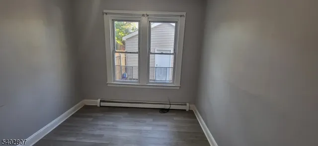 $2,300 | 39 Aldine Street, Newark, NJ 07112